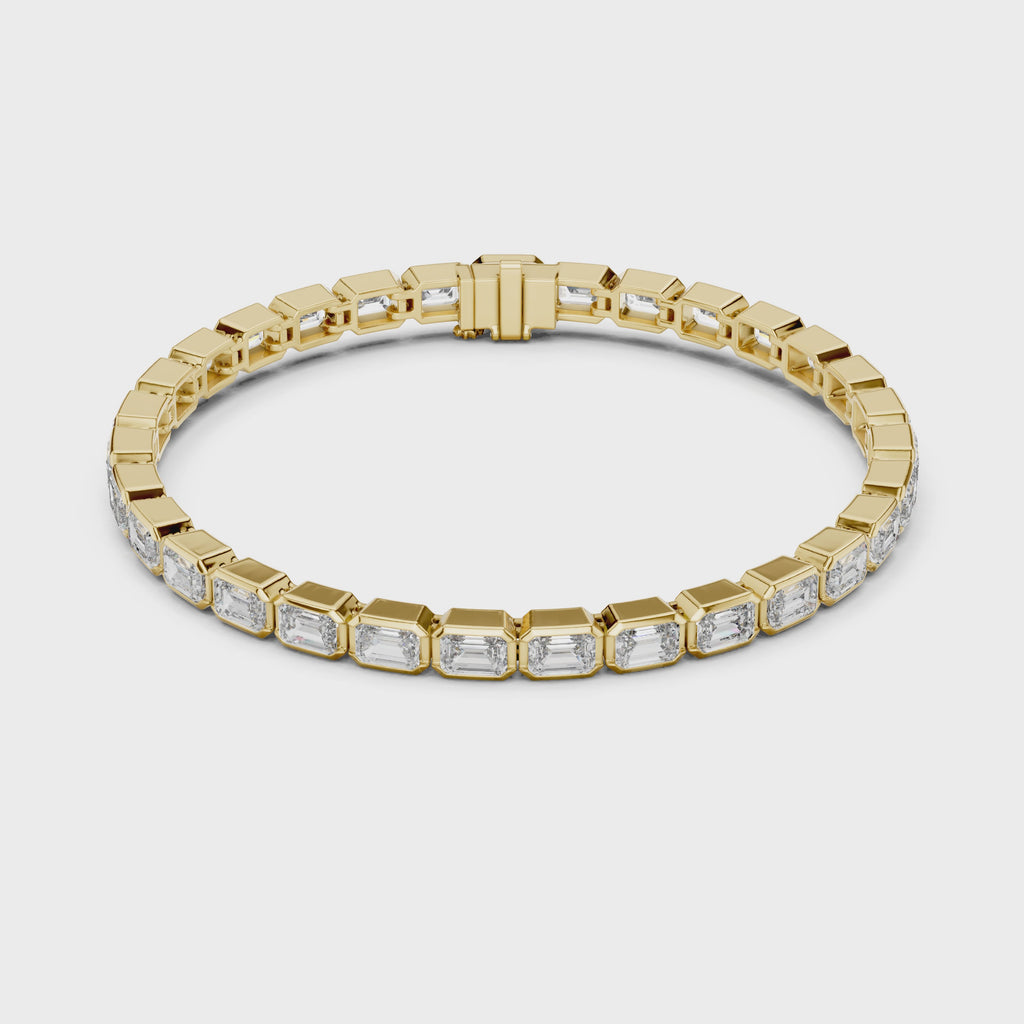 Emerald Bezel Line Bracelet